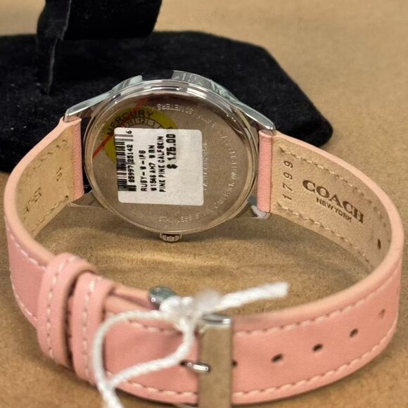 Coach W1546 14502983 Women\'s Checker Heart Blush Pink Leather Strap Watch